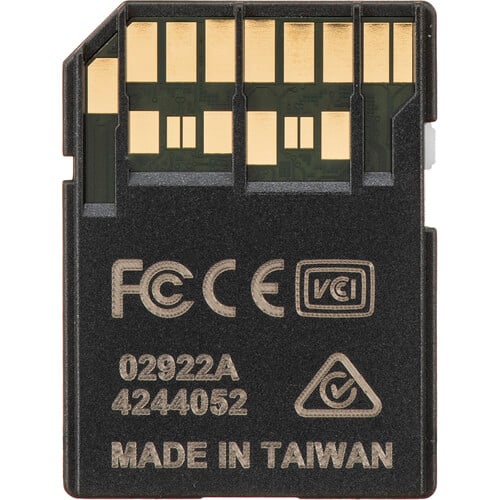 1023383_A.jpg - ProGrade Digital 128GB UHS-II SDXC V60 Memory Card