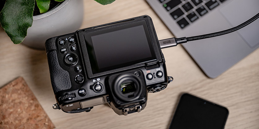 1024643_D.jpg - Newell USB-C to USB-C 3.2 Gen 2 magnetic cable 1 m Graphite 20 Gb/S 100W - Thumbnail 4