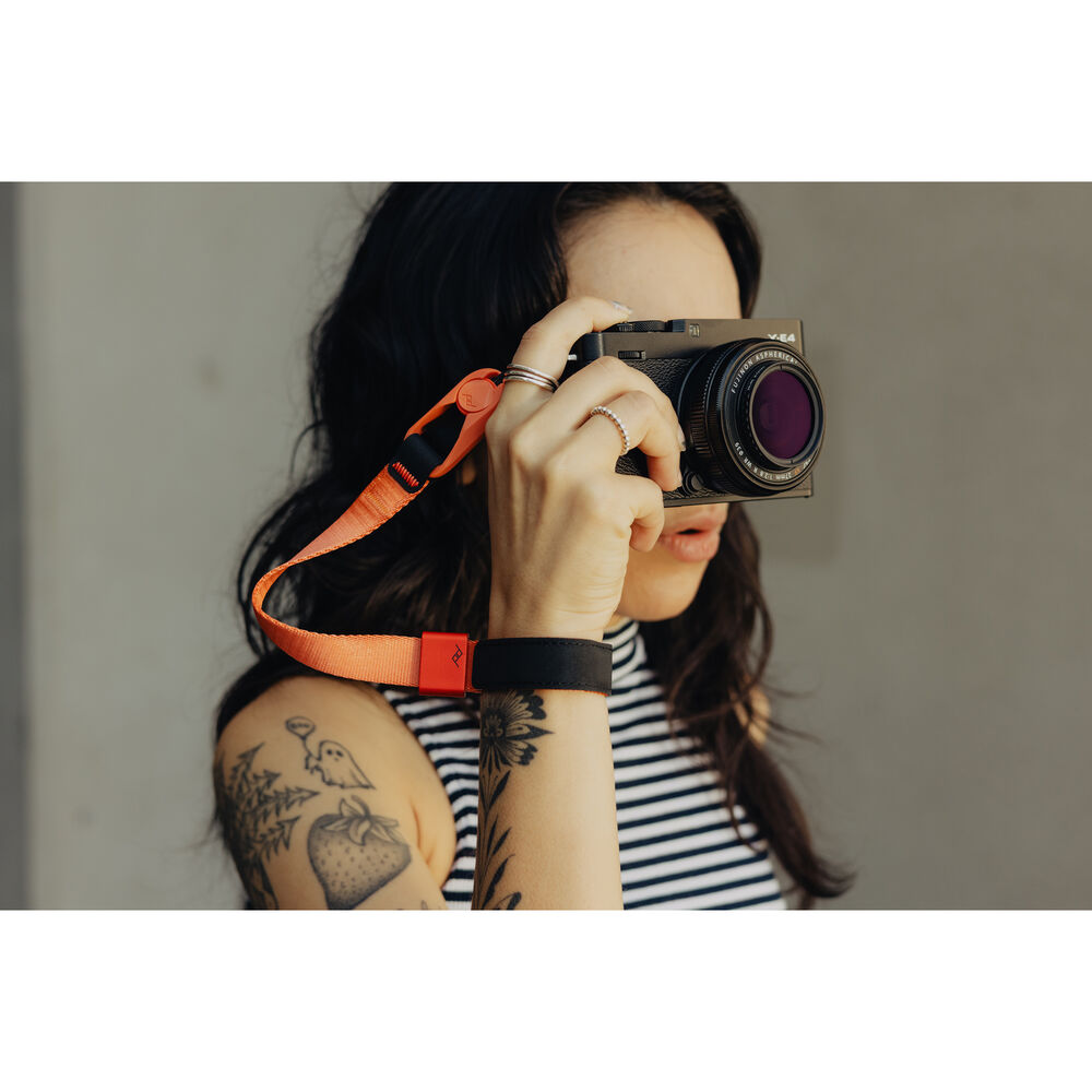 1026043_B.jpg - Peak Design Cuff Camera Wrist Strap (Ibis) - Image 2