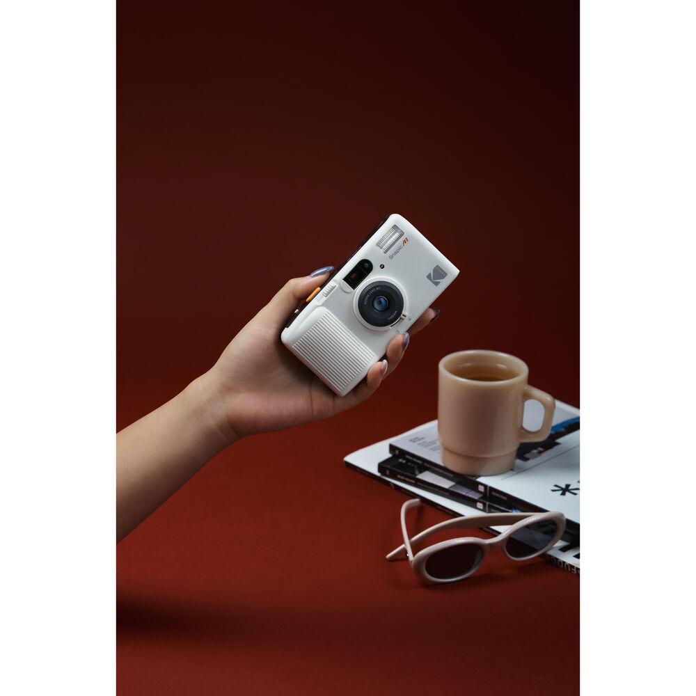 1026053_A.jpg - Kodak Snapic A1 35mm Film Camera (Ivory White) - Thumbnail 1