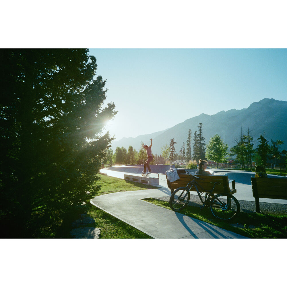 1026053_C.jpg - Kodak Snapic A1 35mm Film Camera (Ivory White) - Image 3