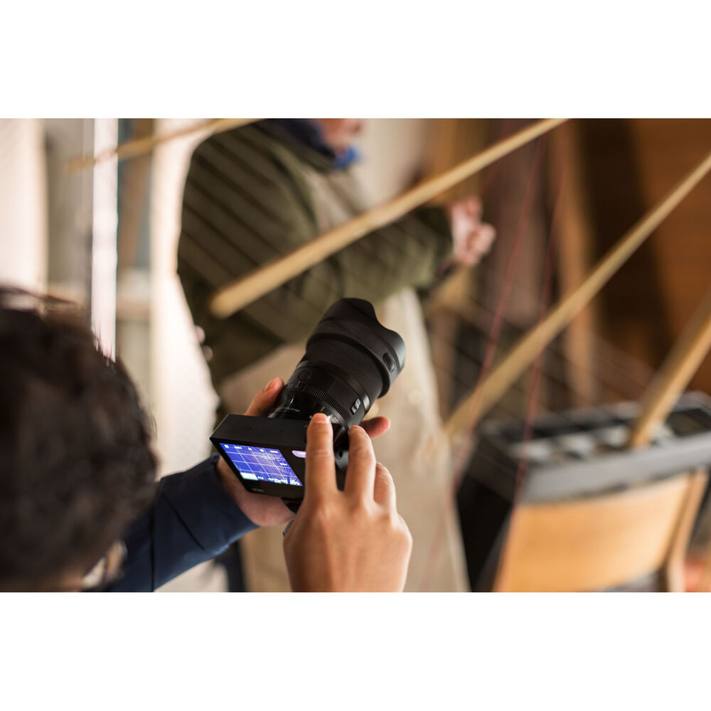 1026163_D.jpg - Sigma Leica L 35mm f/1.4 DG II Art Lens - Thumbnail 4