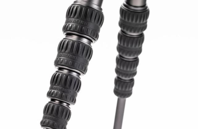 1016454_C.jpg - Benro Bat Zero Series Aluminum Travel Tripod with VX20 Ball Head (55.6") - Thumbnail 3