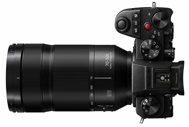 1017264_E.jpg - Panasonic Lumix S 70-300mm f/4.5-5.6 OIS - Image 5