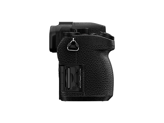 1021254_C.jpg - Panasonic Lumix DC-G90 Mirrorless Body - Image 3