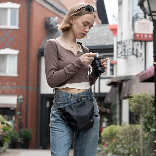 1022244_C.jpg - PGYTECH OneGo Cloud Bag (Midnight, Small) - Image 3