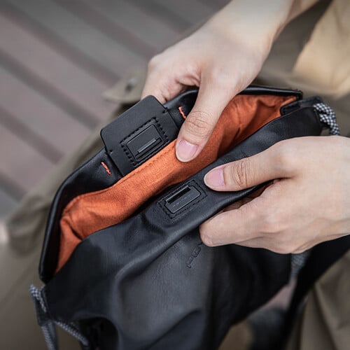 1022244_E.jpg - PGYTECH OneGo Cloud Bag (Midnight, Small)