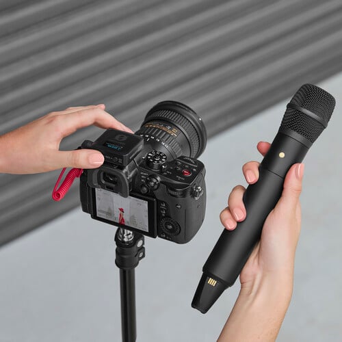 1022664_E.jpg - RODE Interview PRO Wireless Handheld Condenser Microphone - Thumbnail 5