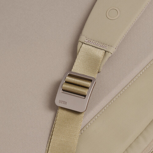 1023004_B.jpg - Urth Norite 24L Modular Backpack + Camera Insert (Beige) - Image 2