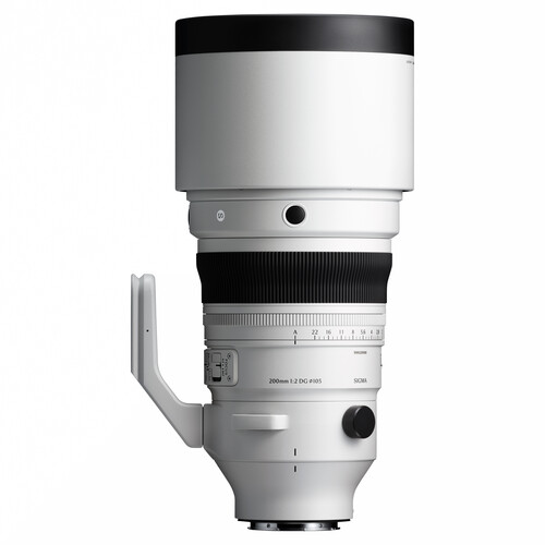 Sigma Leica L Mount 200mm f/2 DG OS Sports Lens - Best Available Image