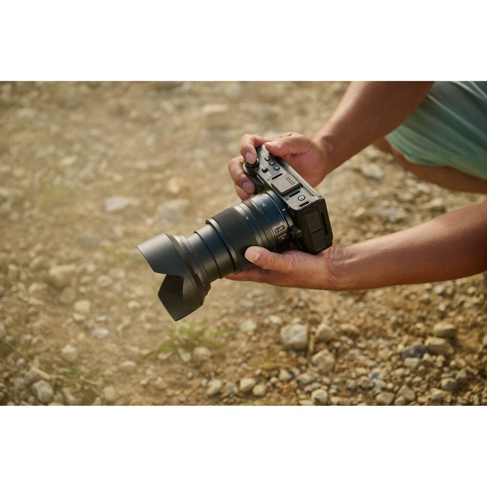 1025754_B.jpg - Nikon ZR Cinema Camera with 24-70mm f/4 Lens Kit - Thumbnail 2