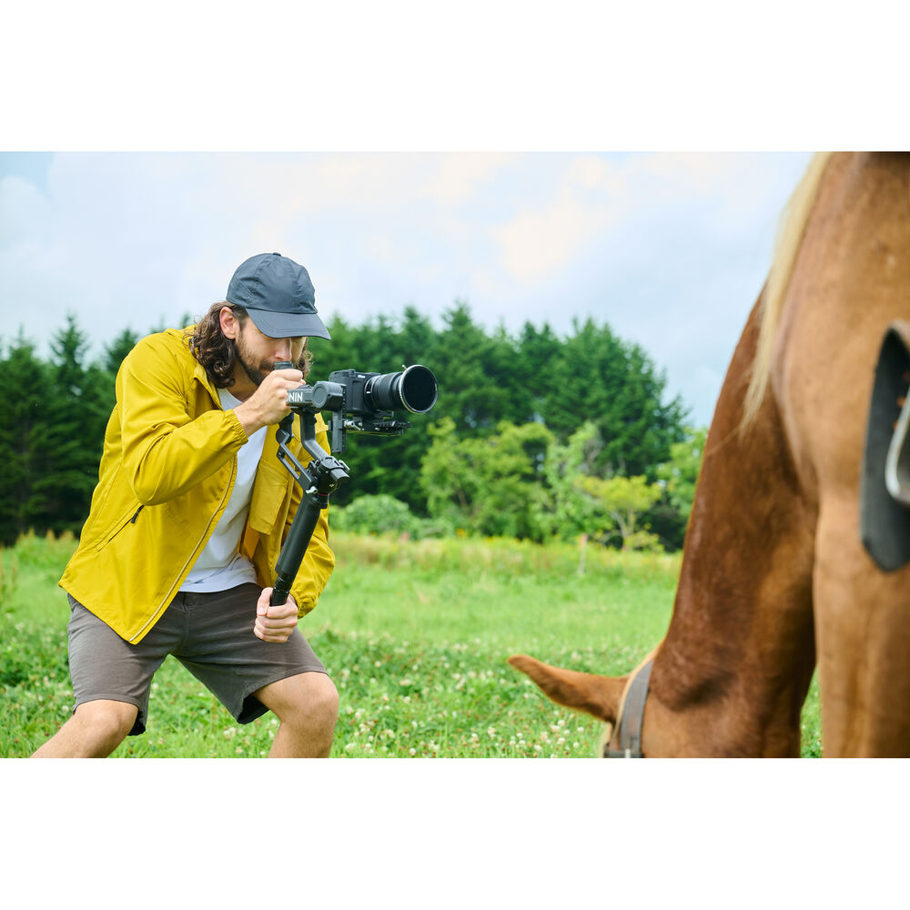 1025754_C.jpg - Nikon ZR Cinema Camera with 24-70mm f/4 Lens Kit - Thumbnail 3