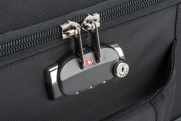 1012595_E.jpg - Think Tank Photo Airport Security V3.0 Rolling Camera Bag (Black) 572 - Image 5