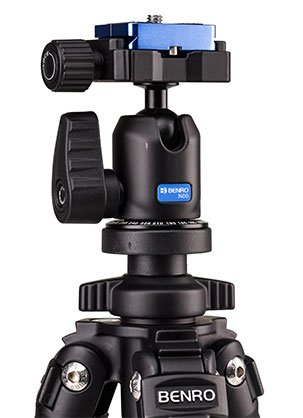 1015785_C.jpg - Benro TSL08CN00 Slim Carbon-Fiber Tripod with Ball Head - Image 3