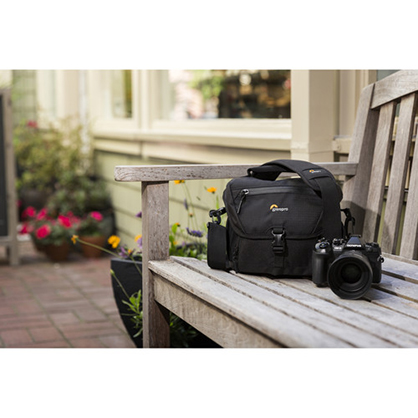 1018365_E.jpg - Lowepro Nova 140 AW II Camera Bag (Black) - Image 5