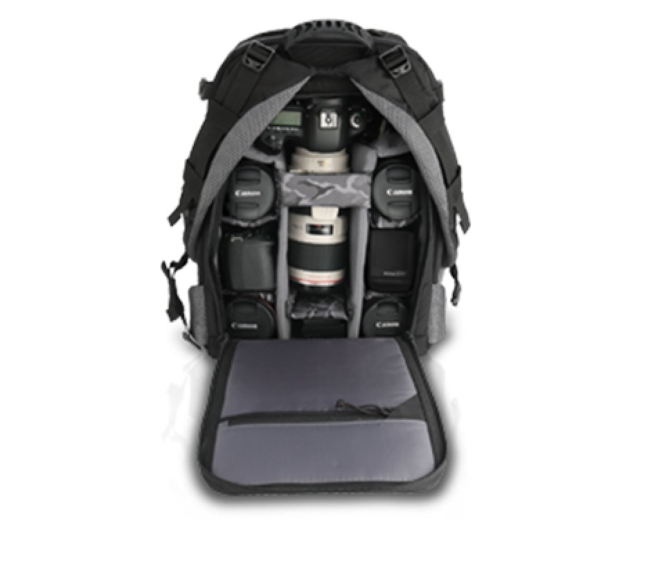 1018445_C.jpg-canon-professional-backpack-black