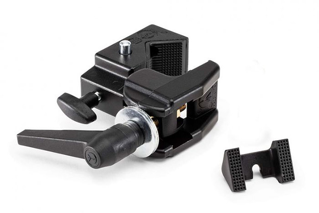 1018945_C.jpg - MANFROTTO 035 SUPER CLAMP WITHOUT STUD INCLUDES 035WDG WEDGE