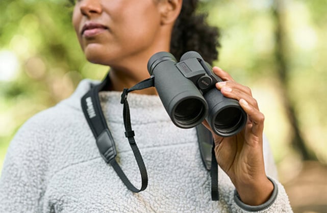 1018985_D.jpg - Nikon 12x42 Monarch M5 Binoculars (Black) - Image 4