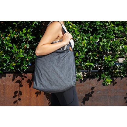1019245_C.jpg - Peak Design Packable Tote (Charcoal) - Image 3