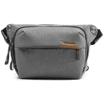 Best image for Peak Design Everyday Sling v2 (3L, Ash)