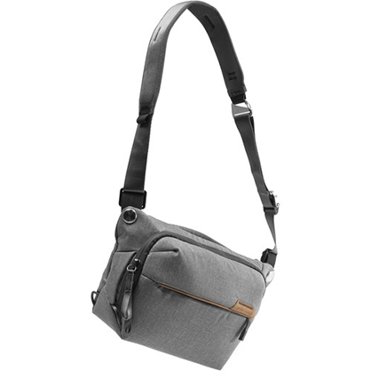 1020045_A.jpg - Peak Design Everyday Sling v2 (3L, Ash) - Image 1