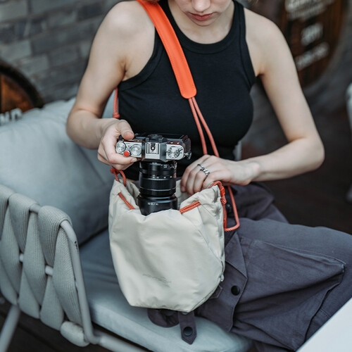 1022245_B.jpg - PGYTECH OneGo Drawstring Bag (Ivory) - Image 2