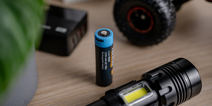 1022685_A.jpg - Newell 18650 USB-C 2200 mAh battery - Thumbnail 1