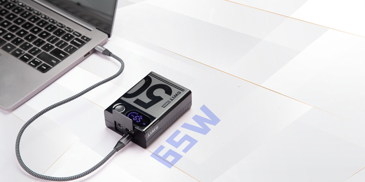 1022715_B.jpg - SWIT 50Wh USB-C Info Pocket V-mount Battery