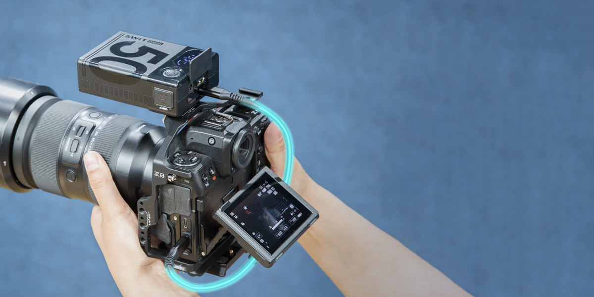 1022715_E.jpg - SWIT 50Wh USB-C Info Pocket V-mount Battery - Image 5