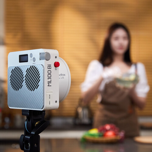 1023335_E.jpg - Godox ML100Bi Bi-Colour Portable LED Light - Image 5