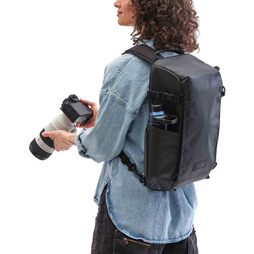 1023405_E.jpg - Tenba Solstice V2 Sling Bag (Black, 16L) - Image 5