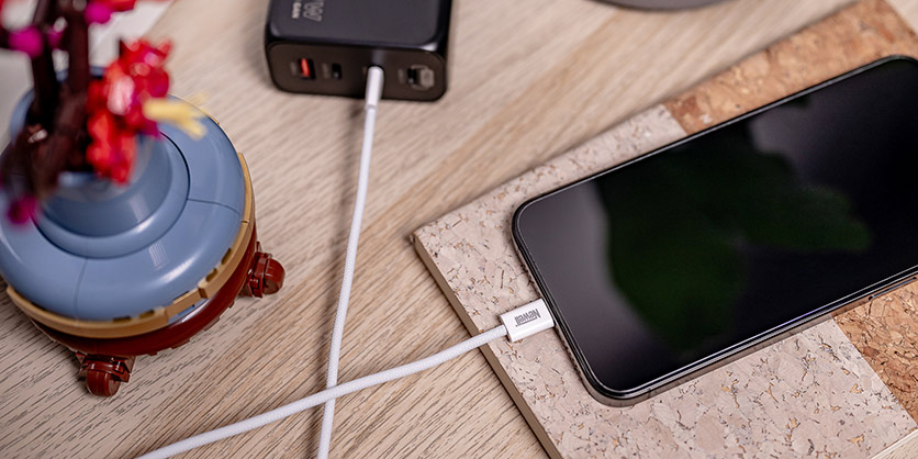 1024645_A.jpg - Newell USB-C to USB-C 60W cable 2m White - Thumbnail 1