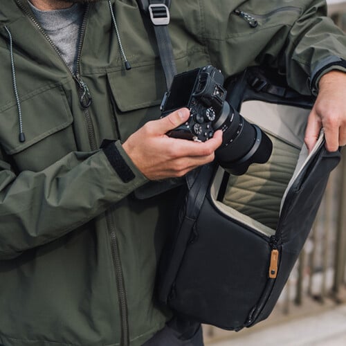 1025305_B.jpg - PGYTECH OneGo 2 Backpack (Matte Black, 20L) - Thumbnail 2