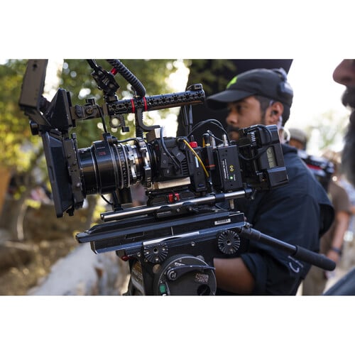 1025385_E.jpg - Canon EOS C50 Full-Frame Cinema Camera + Bonus Angelbird Card Reader +Media Tank - Image 5