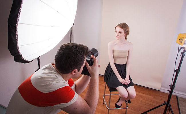 1025465_A.jpg - BD Background Roll 106 Cream 2.72m wide,11m continuous length - Image 1