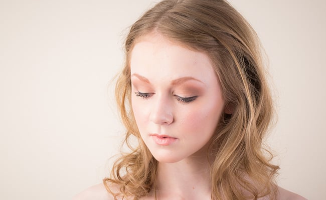 1025465_C.jpg - BD Background Roll 106 Cream 2.72m wide,11m continuous length - Thumbnail 3