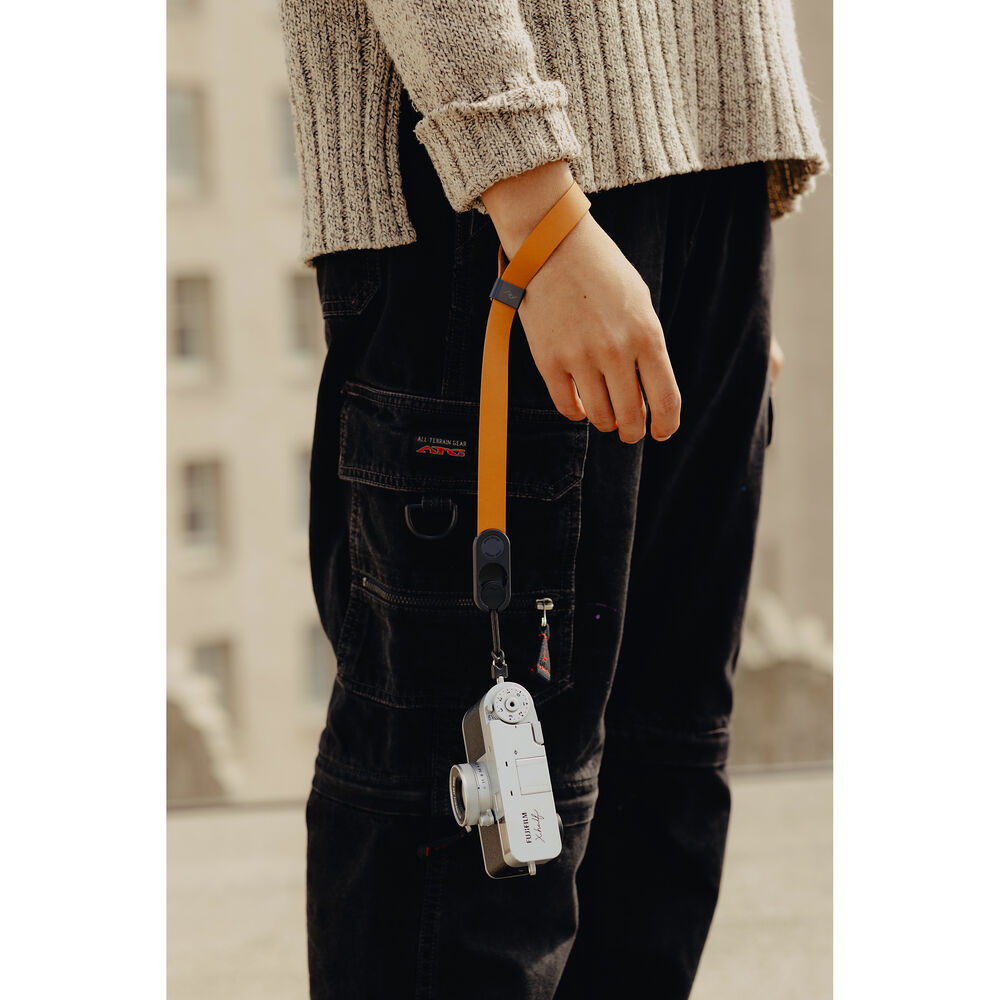 1026045_A.jpg - Peak Design Cuff Leather Camera Wrist Strap (Amber) - Thumbnail 1