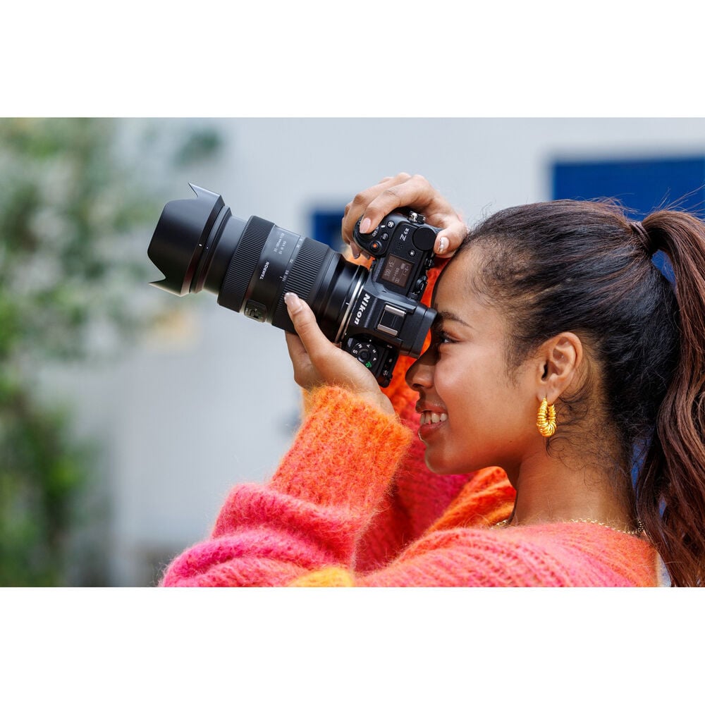 1026105_B.jpg - Tamron 35-100mm f/2.8 Di III VXD Lens (Nikon Z) - Image 2