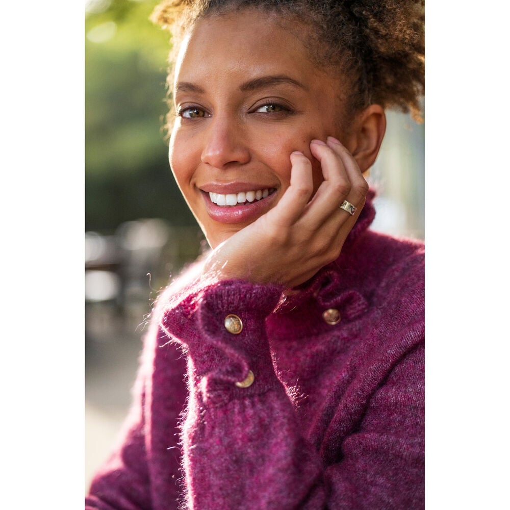 1026105_C.jpg - Tamron 35-100mm f/2.8 Di III VXD Lens (Nikon Z) - Image 3