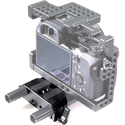 1021336_C.jpg - SmallRig Baseplate with Dual 15mm Rod Clamp 1674 - Image 3
