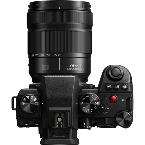 1022436_E.jpg - Panasonic Lumix S 28-200mm f/4-7.1 MACRO O.I.S. Lens
