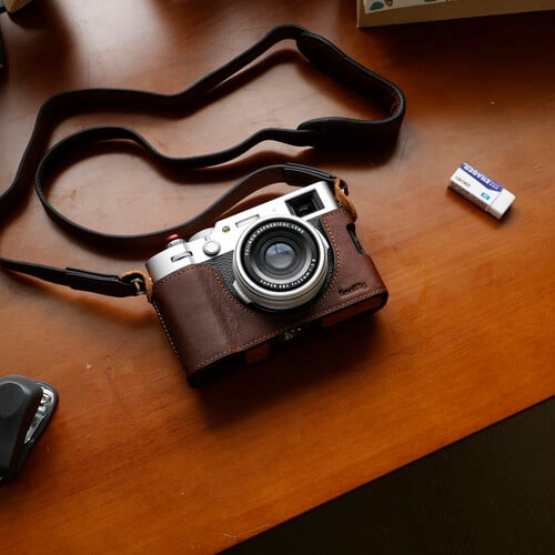 1022576_A.jpg - SmallRig Leather Case Kit Brown for FUJIFILM X100VI 4558 - Image 1