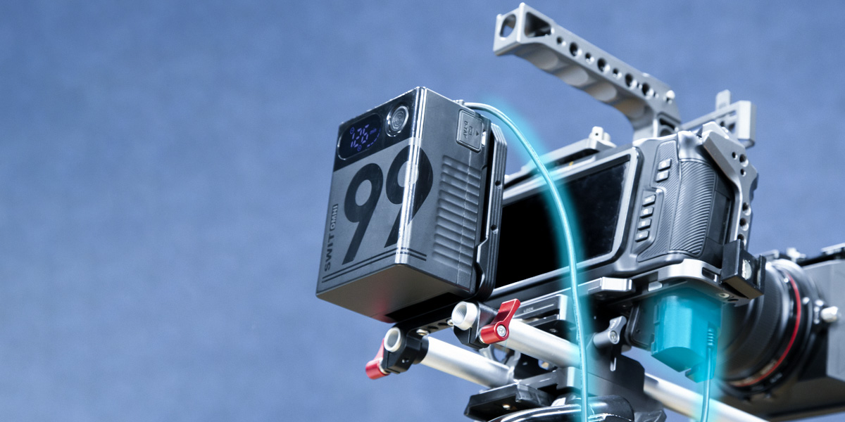 1022716_B.jpg - SWIT 99Wh USB-C Pocket V-mount Battery - Image 1