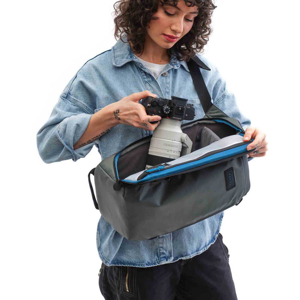1023406_D.jpg - Tenba Solstice V2 Sling Bag (Grey, 16L) - Image 4