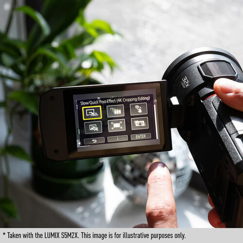 1024506_C.jpg - Panasonic HC-VX3 UHD 4K Camcorder with 24x Zoom - Thumbnail 3