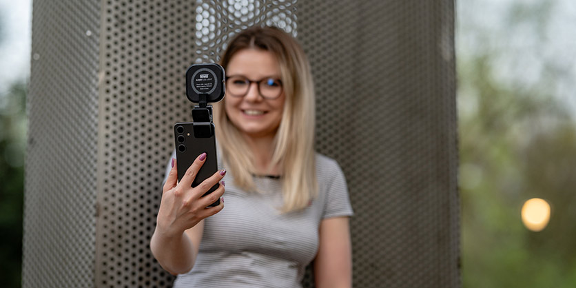 1024646_F.jpg - Newell Sunny Magnetic Pocket LED Light with Clamp and Cold Shoe Adapter - Image 6