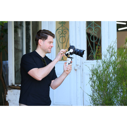 1025066_D.jpg - Tamron 16-30mm f/2.8 Di III VXD G2 Lens (Sony E) - Image 4