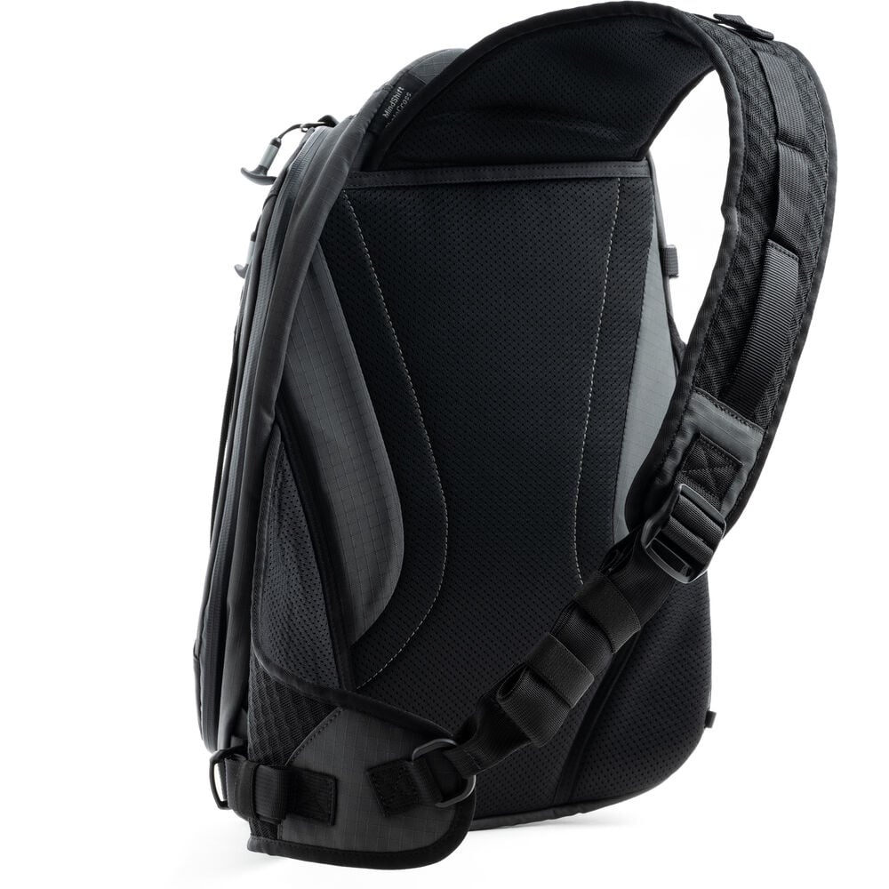 1026196_A.jpg - ThinkTank PhotoCross Sling V2 Black 14L - Image 1