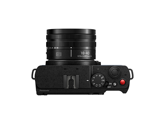 1026906_B.jpg - Panasonic Lumix S9 with Lumix S 18-40mm f/4.5-6.3  &  40mm f/2 Twin Lens Kit Blue - Image 2