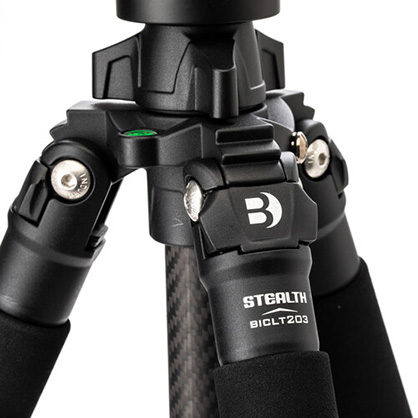 1018417_A.jpg - Induro CLT203 Classic CF Tripod - Thumbnail 1
